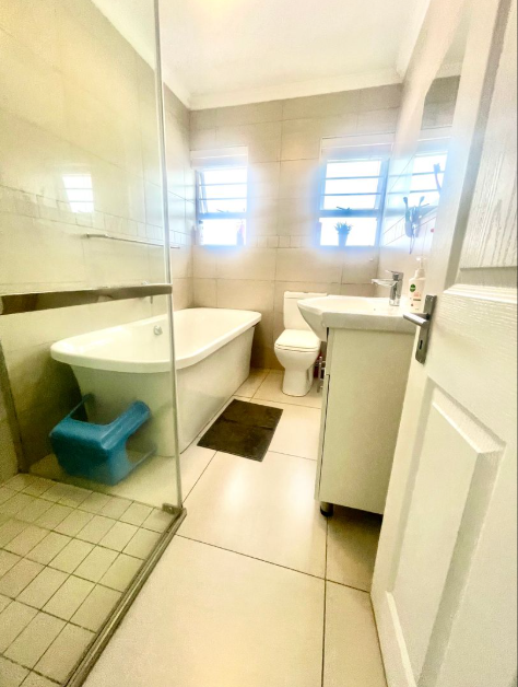 3 Bedroom Property for Sale in Beacon Bay North Eastern Cape